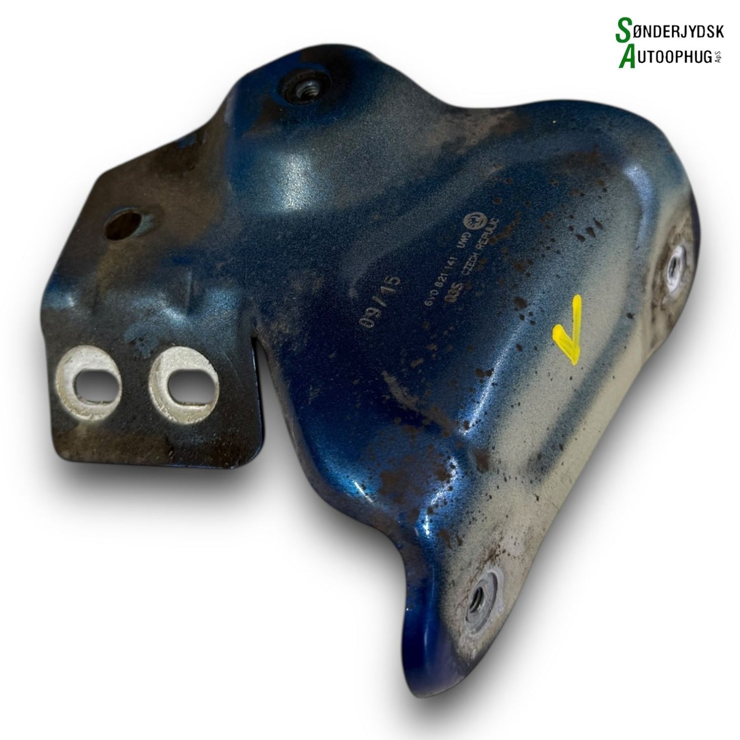 Skoda Fabia Torpedoplade Med OEM Nr. 6V0821141 Fra Skoda Ophugger