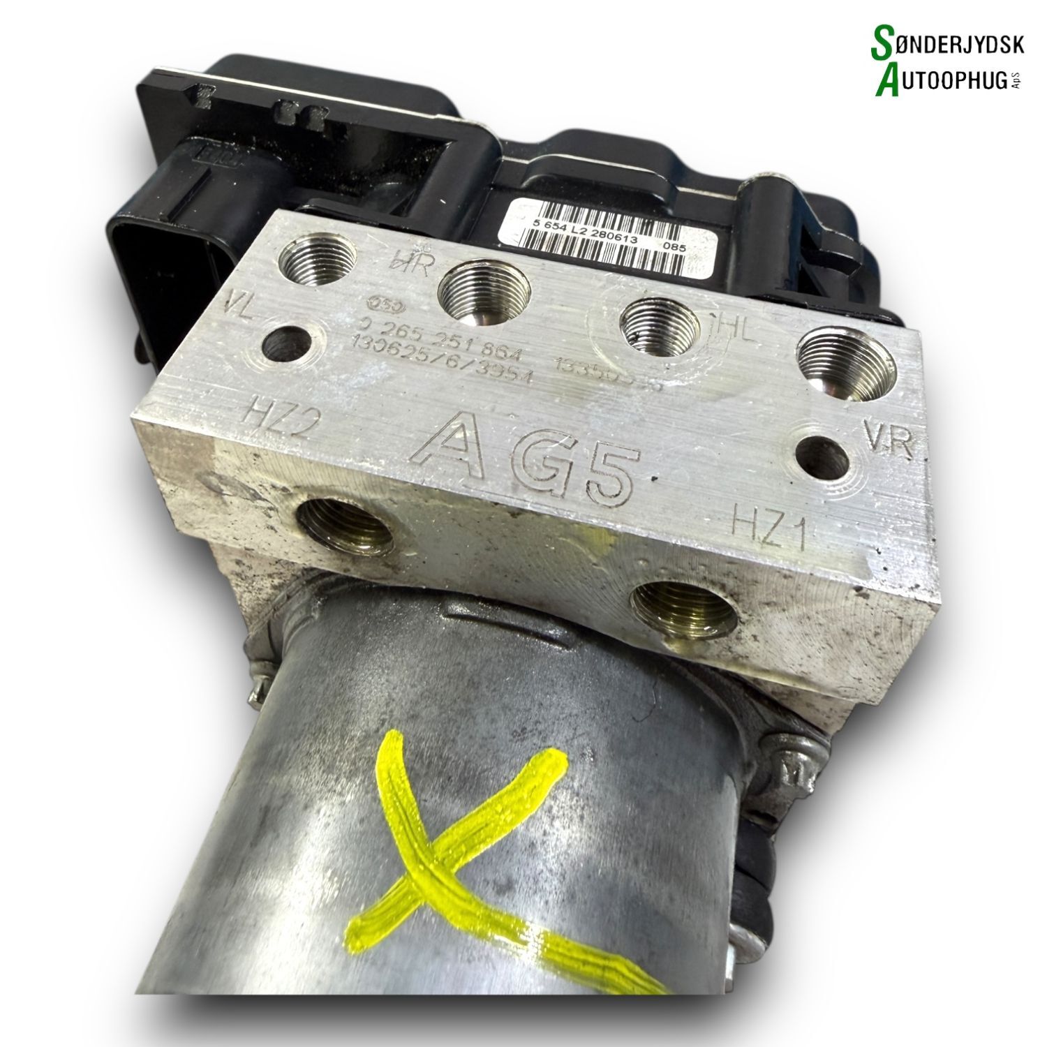 Opel Corsa D ABS Pumpe Med OEM Nr. 95507578 Fra Opel Ophugger