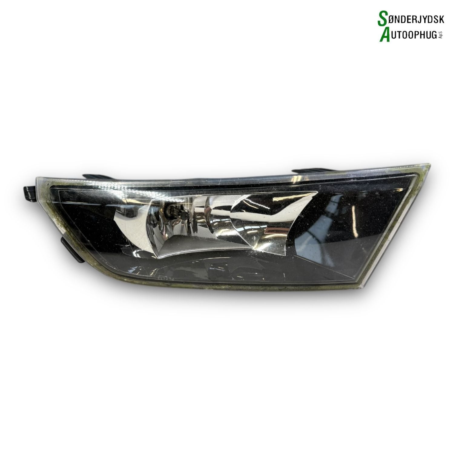 Skoda Fabia Tågelygte For Med OEM Nr. 6V0941699A Fra Skoda Ophugger