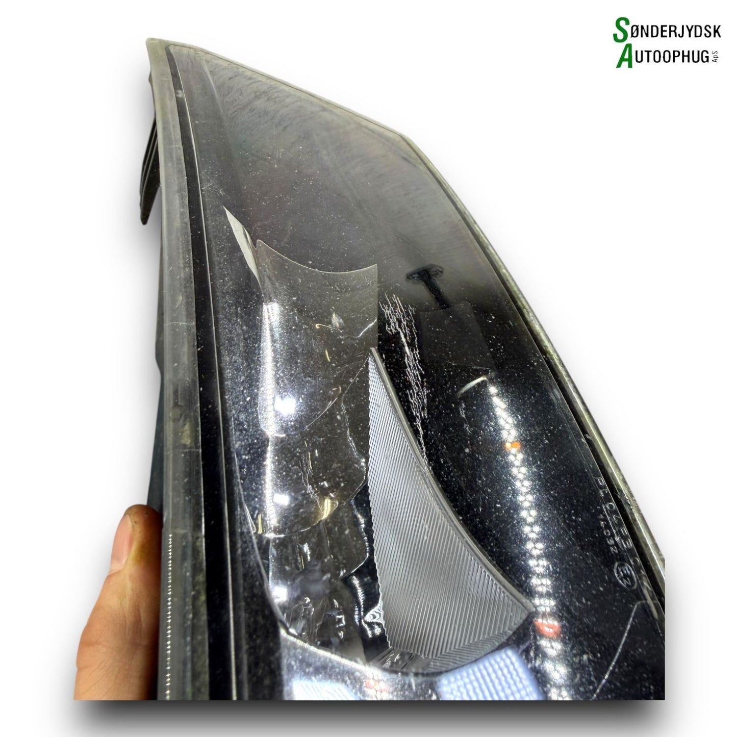 Skoda Fabia Tågelygte For Med OEM Nr. 6V0941699 Fra Skoda Ophugger