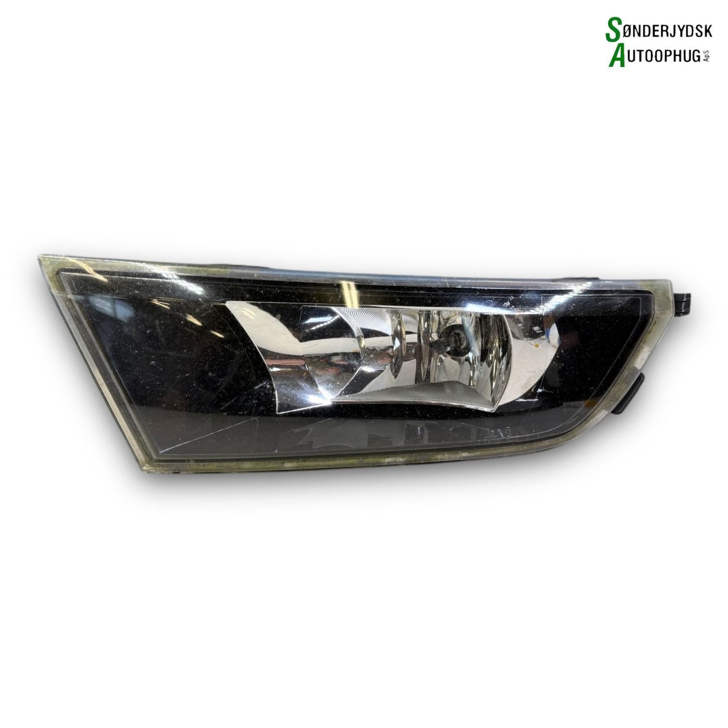 Skoda Fabia Tågelygte For Med OEM Nr. 6V0941700A Fra Skoda Ophugger