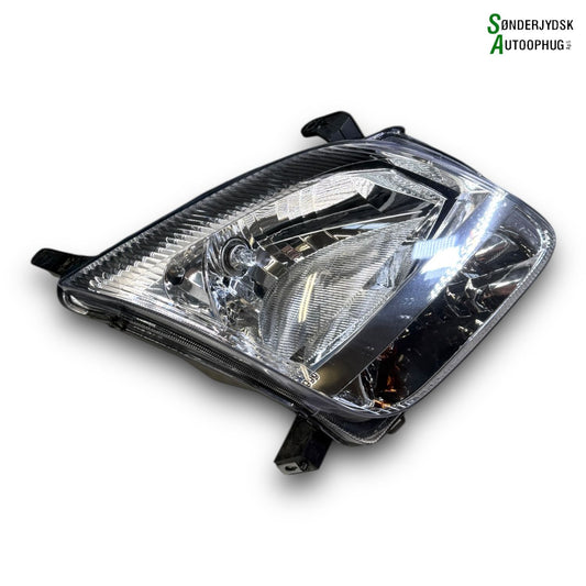 Suzuki Ignis Forlygte Med OEM Nr. 3512086G10000 Fra Suzuki Ophugger