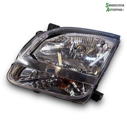 Suzuki Ignis Forlygte Med OEM Nr. 3532086G10000 Fra Suzuki Ophugger