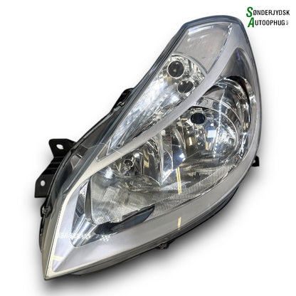 Renault Clio 3 Forlygte Med OEM Nr. 260608145R Fra Renault Ophugger