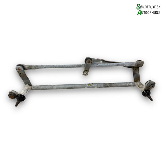 VW Golf 6 1K Viskertræk Med OEM Nr. 5K7955023 Fra VW Ophugger