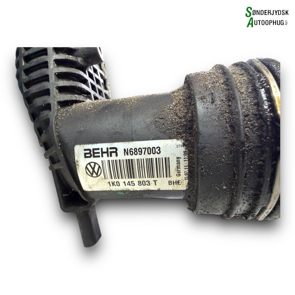 VW Golf 6 1K Køler Intercooler Med OEM Nr. 1K0145803CD Fra VW Ophugger