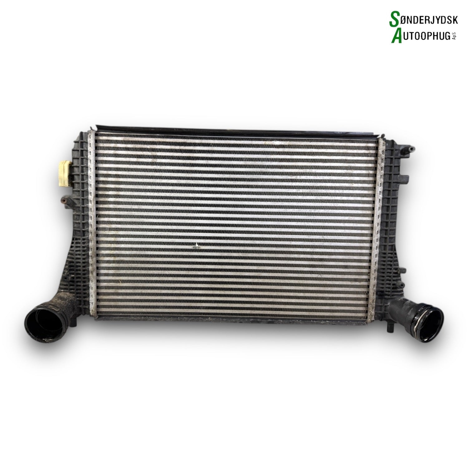 VW Golf 6 1K Køler Intercooler Med OEM Nr. 1K0145803T Fra VW Ophugger