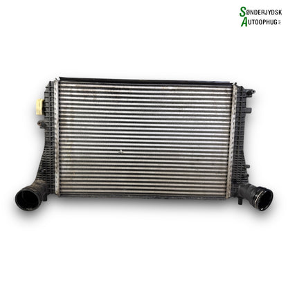 VW Golf 6 1K Køler Intercooler Med OEM Nr. 1K0145803T Fra VW Ophugger