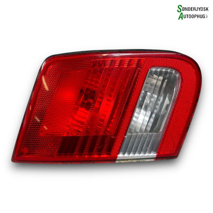 Saab Saab 9-3 Baglygte Med OEM Nr. 25480102 Fra Saab Ophugger