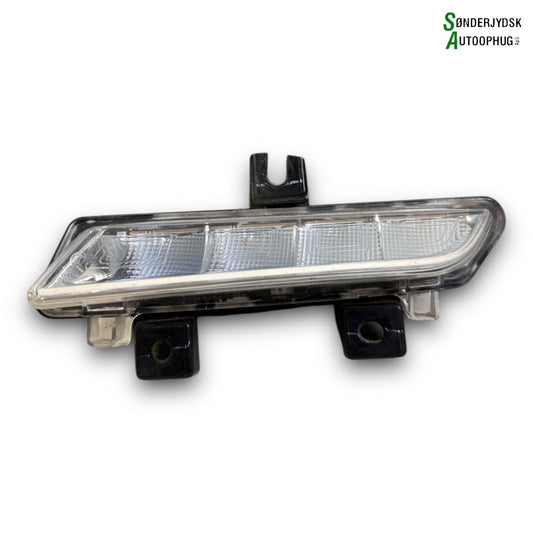 Renault Clio 4 Kørelys / LED Lygte Med OEM Nr. 266059367R Fra Renault Ophugger