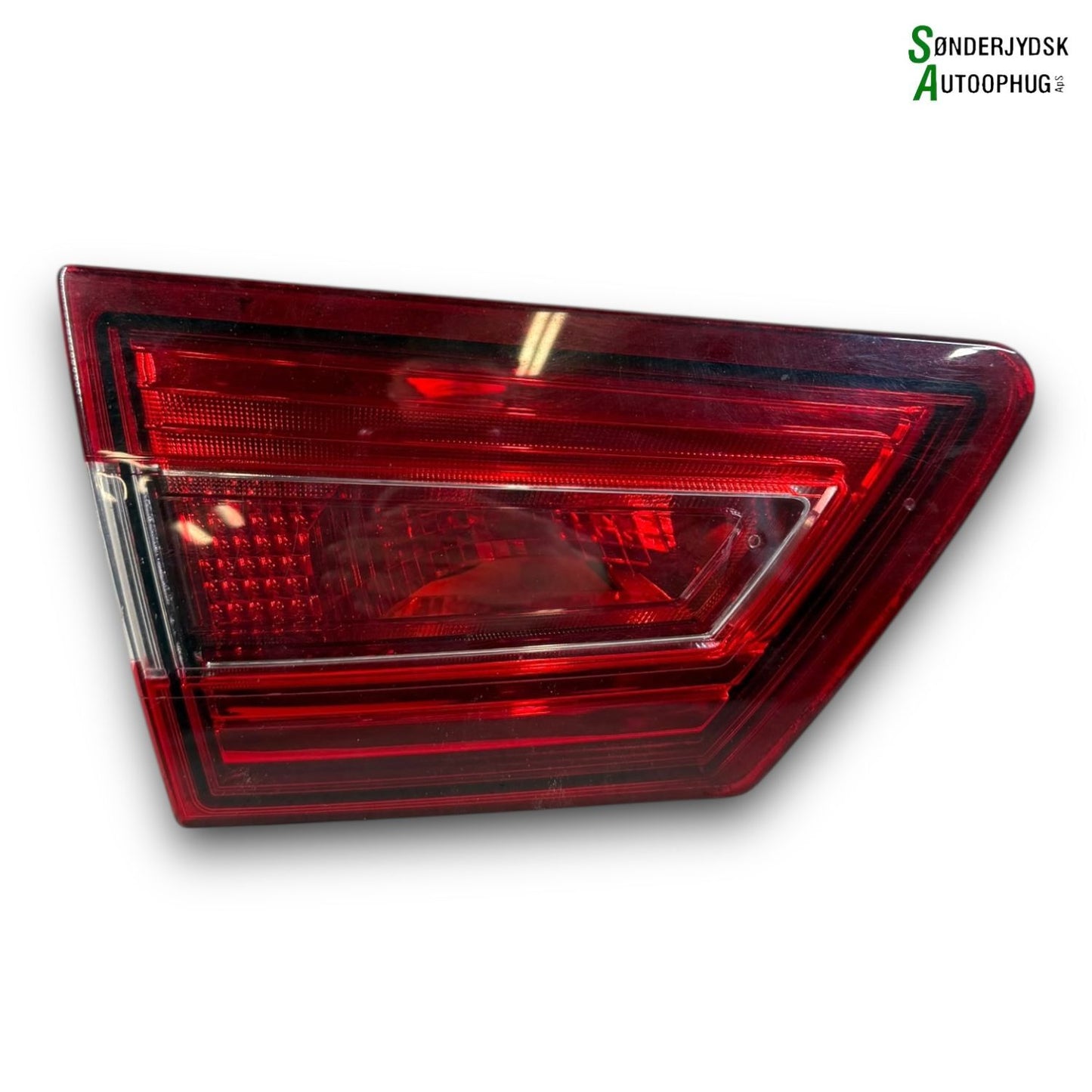 Renault Clio 4 Baglygte Med OEM Nr. 265552424R Fra Renault Ophugger