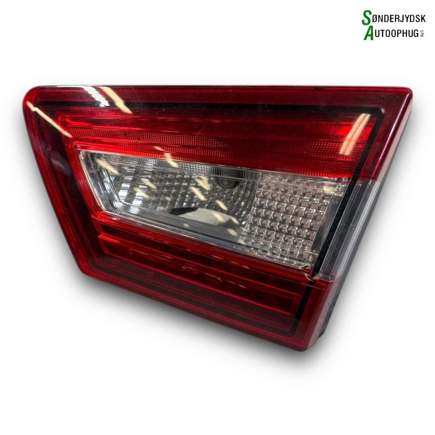 Renault Clio 4 Baglygte Med OEM Nr. 265505796R Fra Renault Ophugger