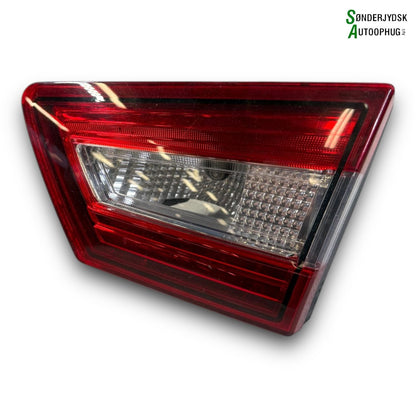 Renault Clio 4 Baglygte Med OEM Nr. 265505796R Fra Renault Ophugger