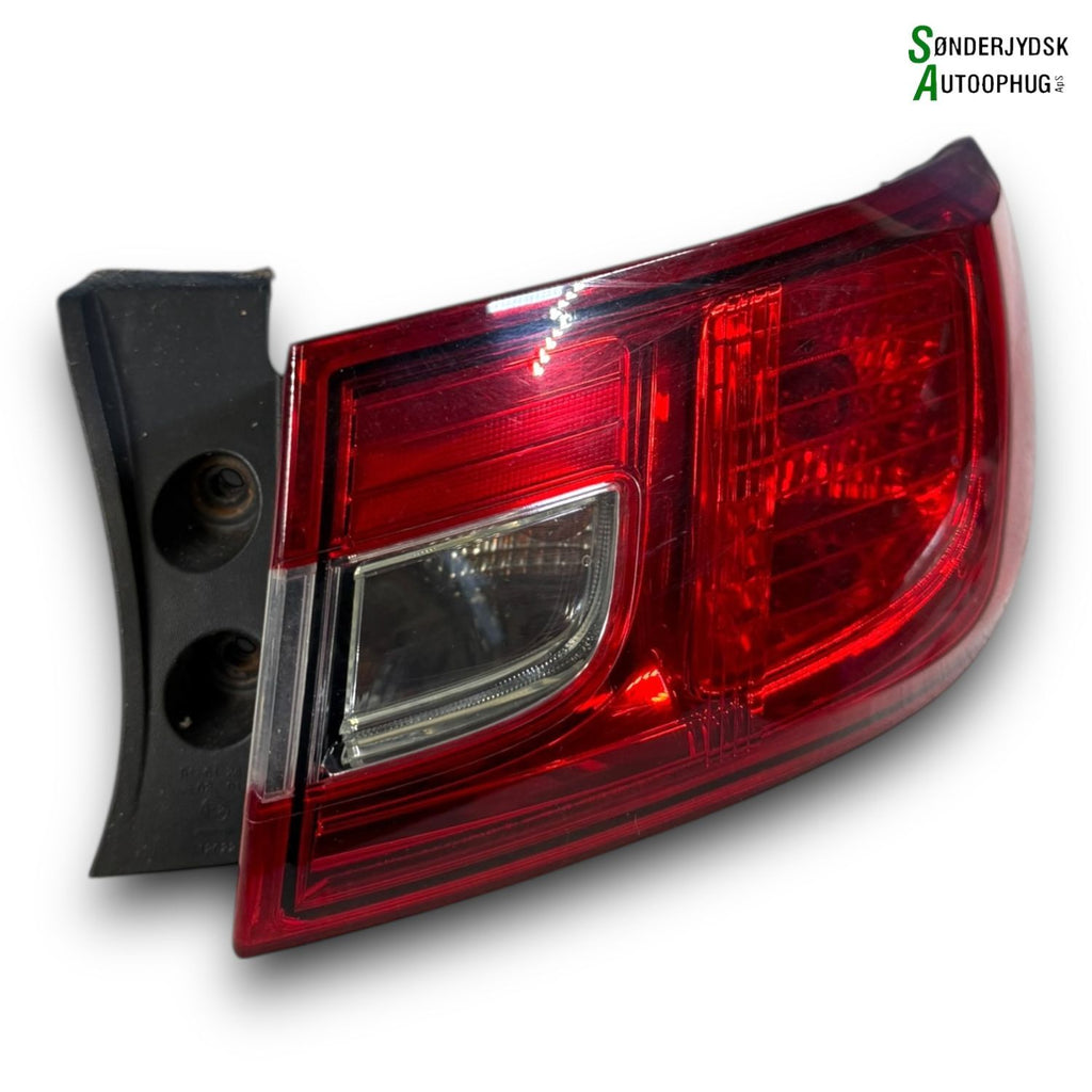 Renault Clio 4 Baglygte Med OEM Nr. 265502631R Fra Renault Ophugger