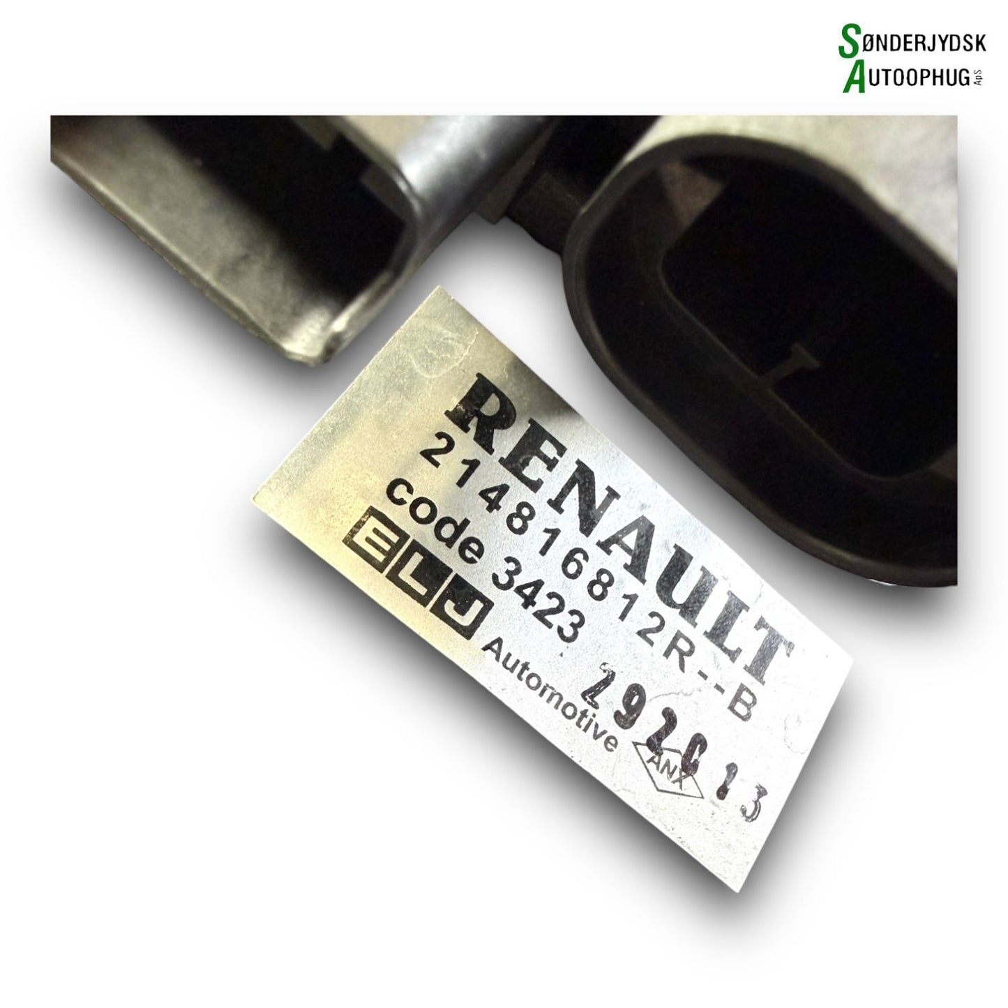 Renault Clio 4 Kølerblæser El Med OEM Nr. 214816812R Fra Renault Ophugger