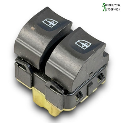 Renault Clio 4 Kontakt Rudehejs Med OEM Nr. 254118044R Fra Renault Ophugger