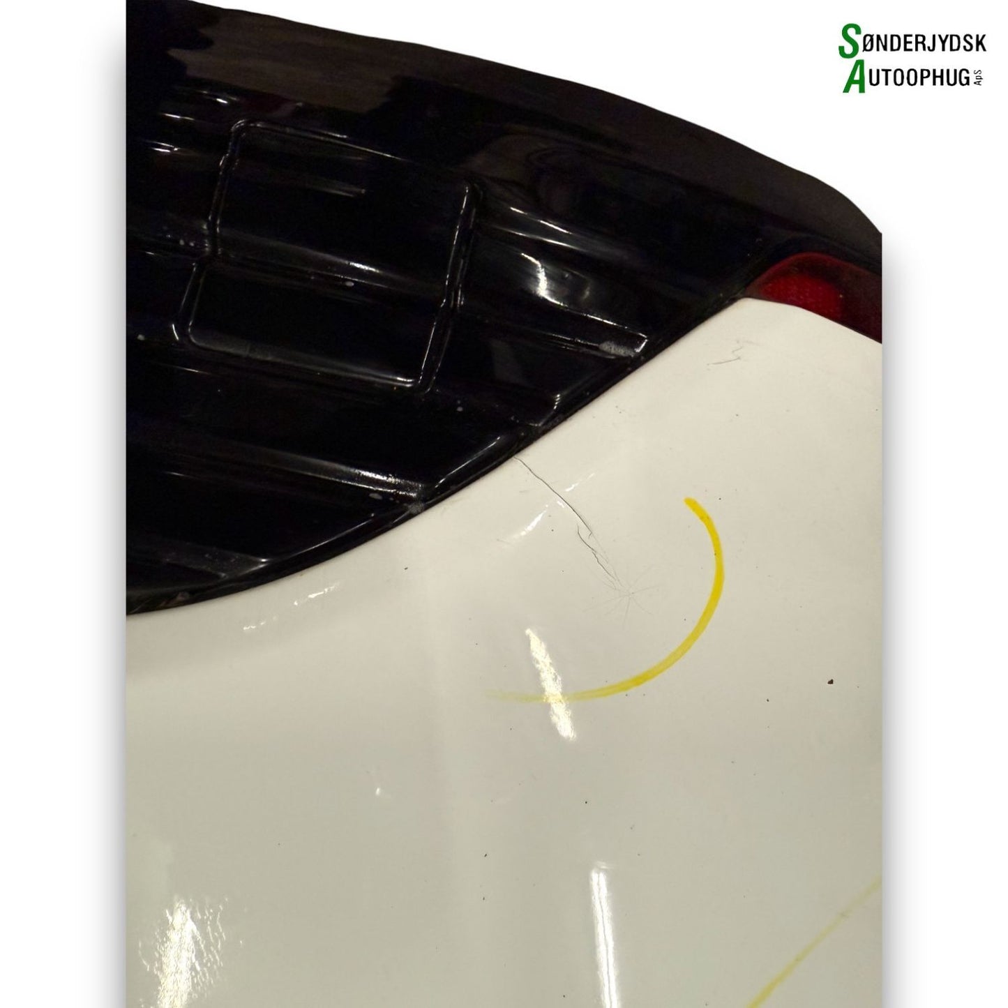 Renault Clio 4 Bagkofanger Med OEM Nr. 850103029R Fra Renault Ophugger