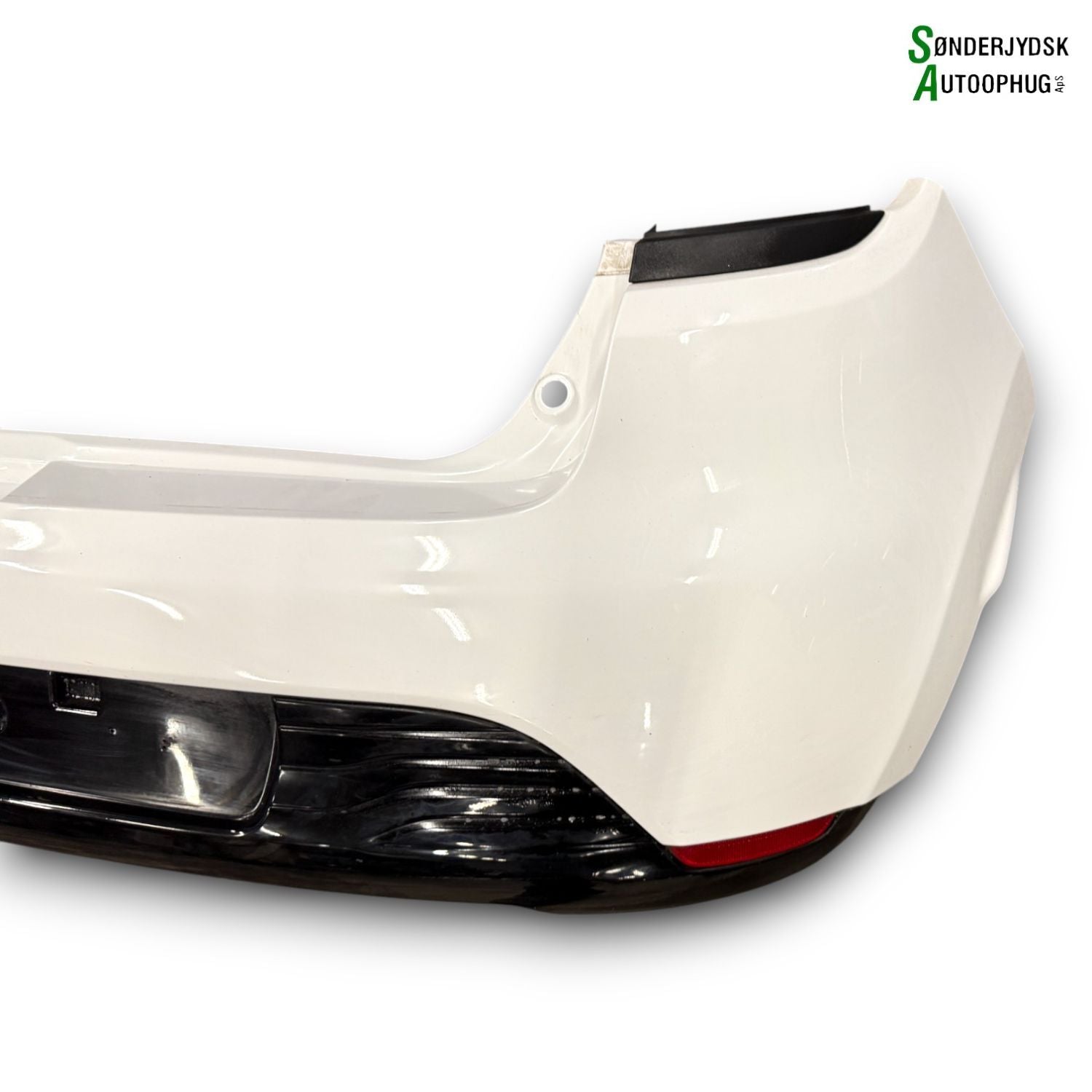 Renault Clio 4 Bagkofanger Med OEM Nr. 850103029R Fra Renault Ophugger