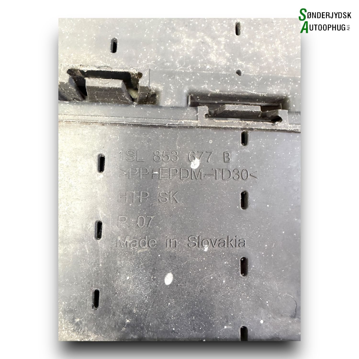 Seat Mii Kofangergitter Med OEM Nr. 1SL853677B Fra Seat Ophugger