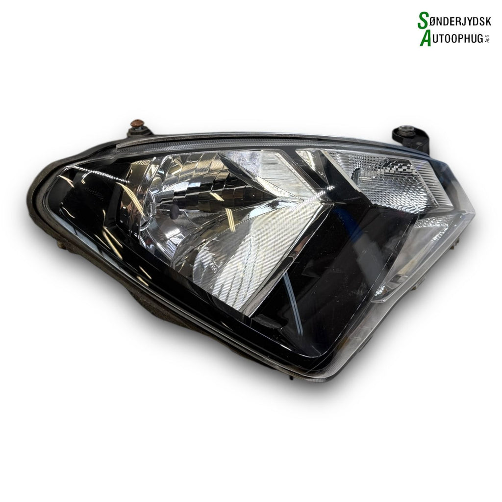 Seat Mii Forlygte Med OEM Nr. 1SL941016F Fra Seat Ophugger