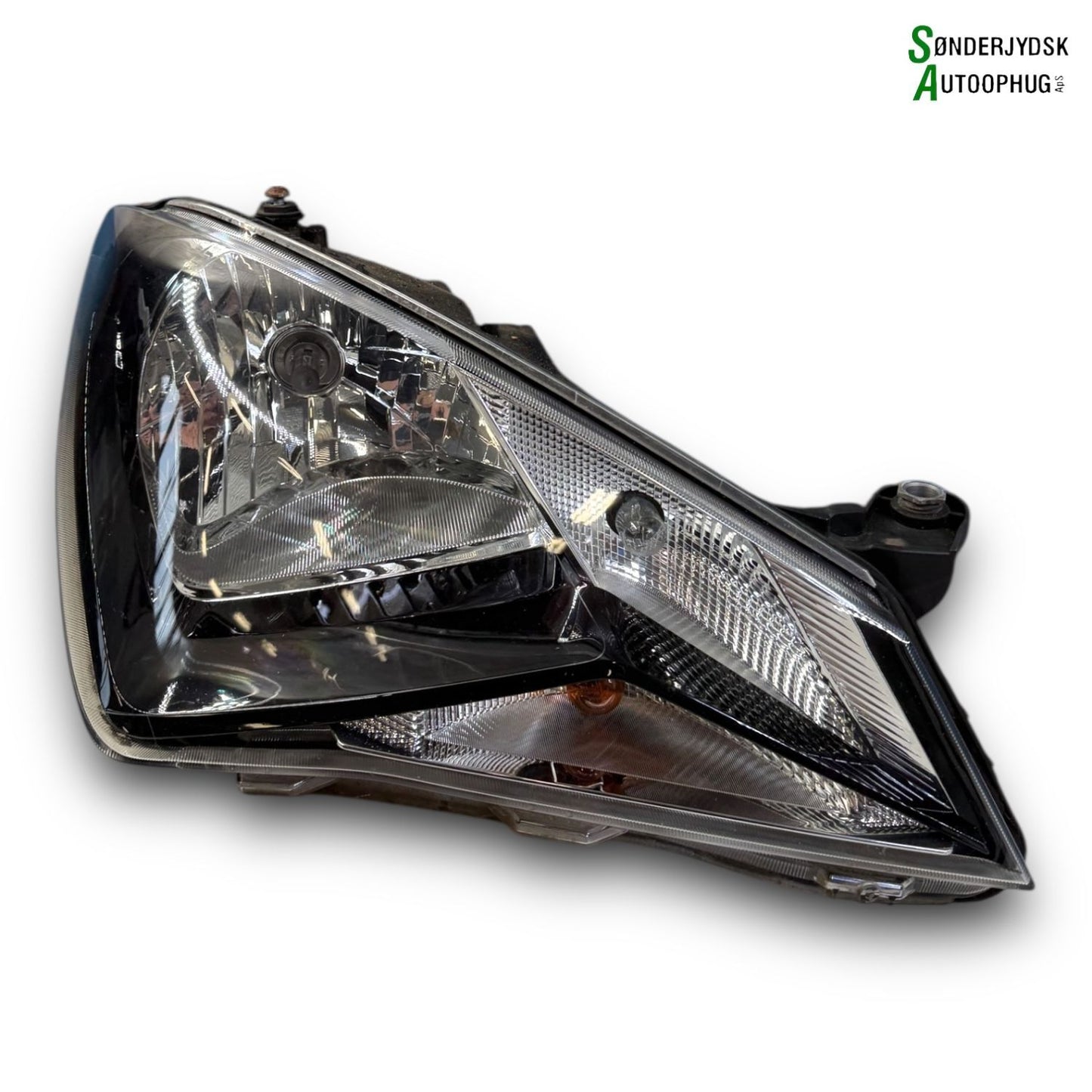 Seat Mii Forlygte Med OEM Nr. 1SL941016F Fra Seat Ophugger