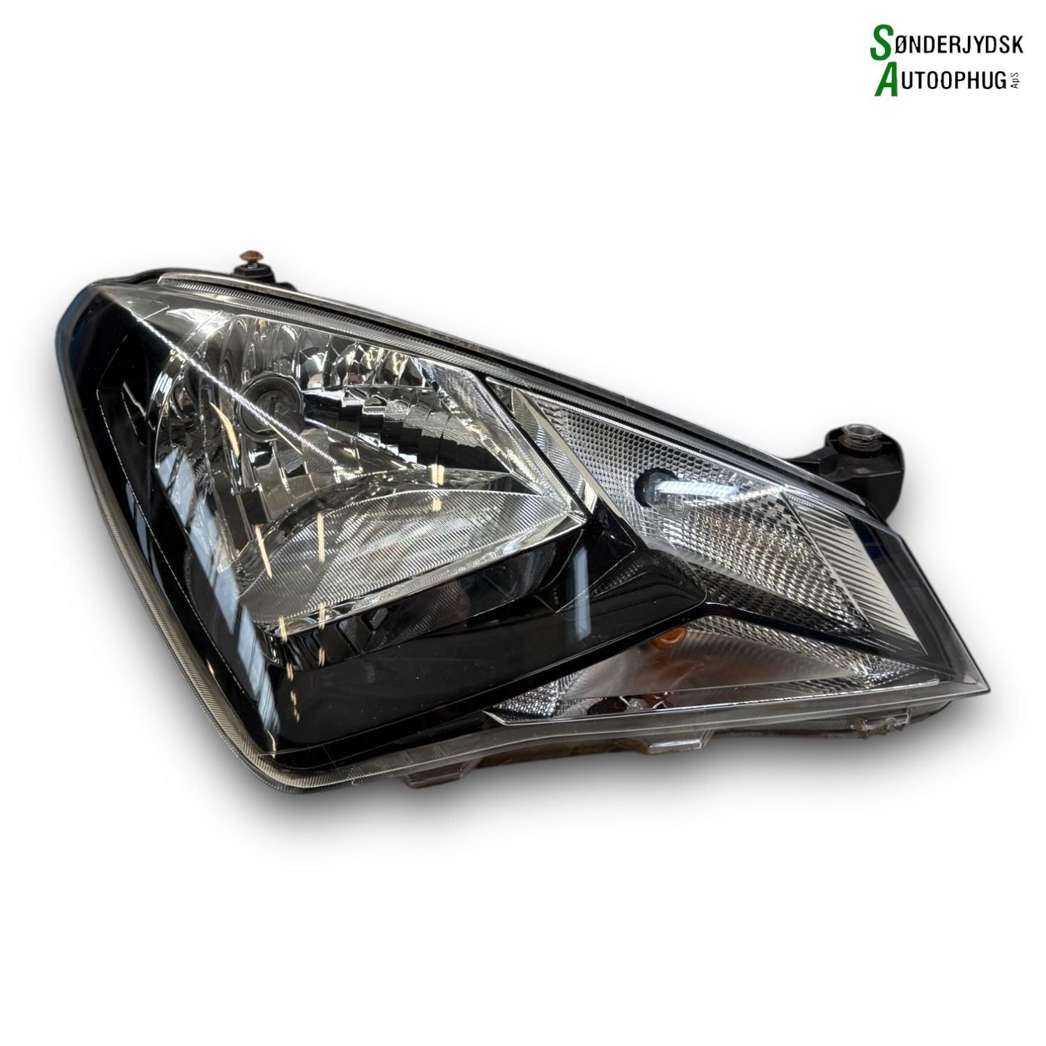 Seat Mii Forlygte Med OEM Nr. 1SL941016F Fra Seat Ophugger