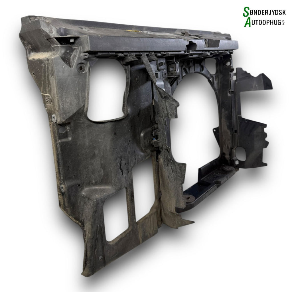 Seat Mii Frontkasse Med OEM Nr. 1S0805588D Fra Seat Ophugger