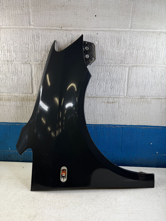 VW Caddy 2K Forskærm H Med OEM Nr. 2K5821022 Fra VW Ophugger