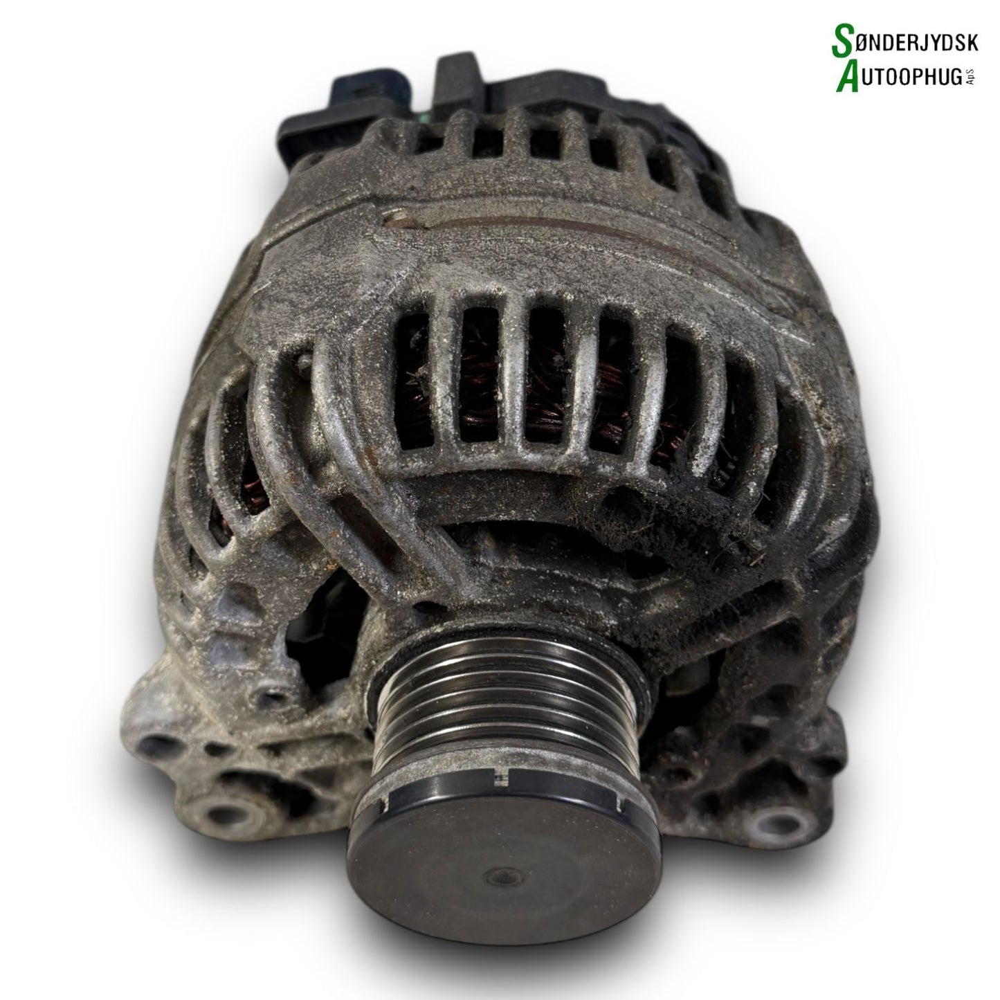 VW Caddy 2K Generator Med OEM Nr. 03F903023J Fra VW Ophugger