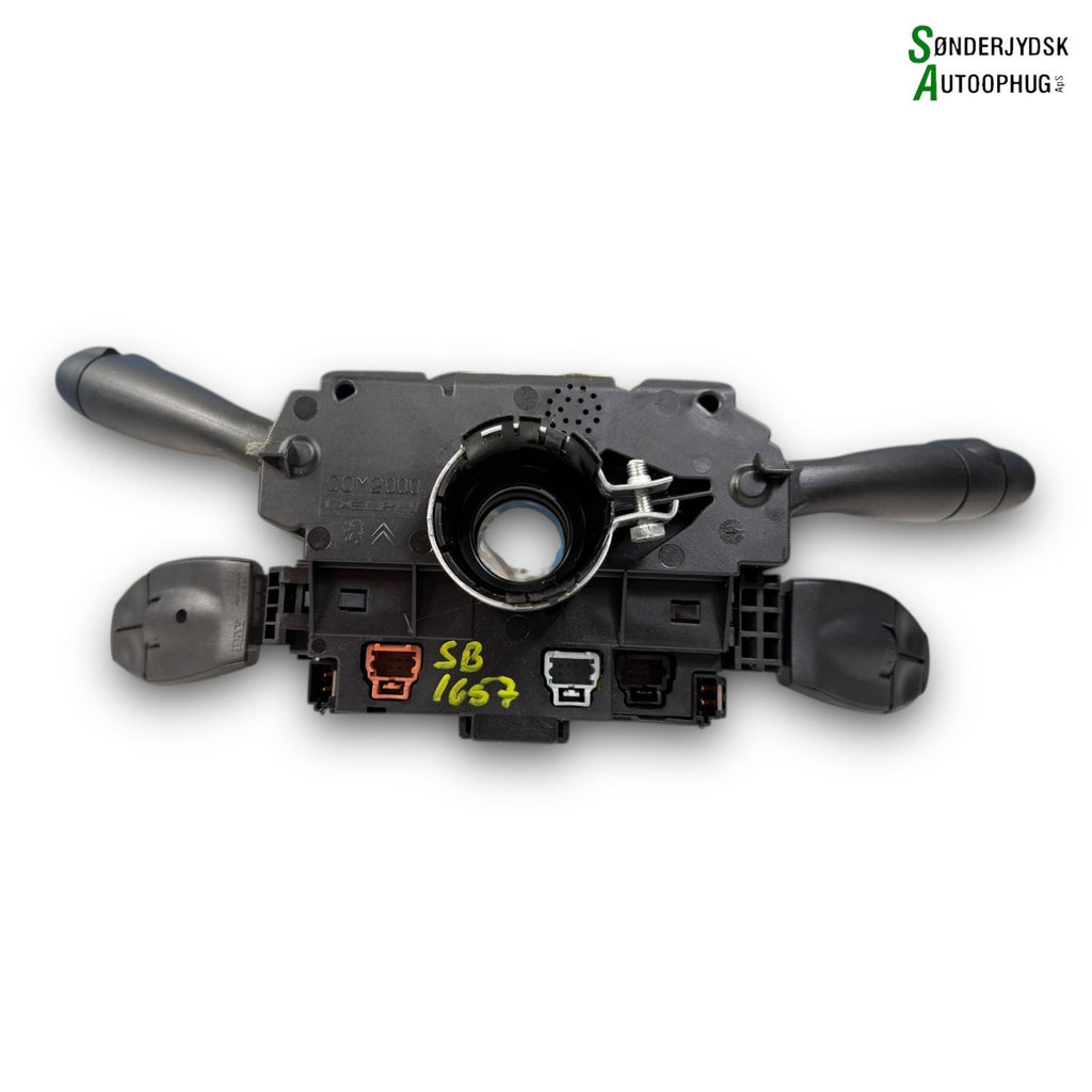 Peugeot 307 Kontakt Combi Med OEM Nr. 6242Z8 Fra Peugeot Ophugger