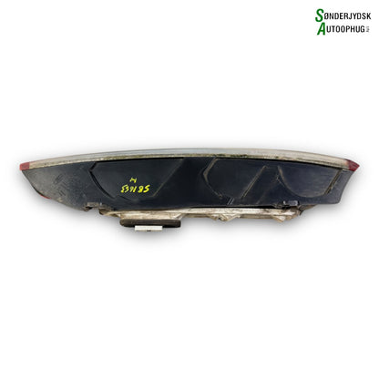 Ford Focus Baglygte Med OEM Nr. 1705682 Fra Ford Ophugger