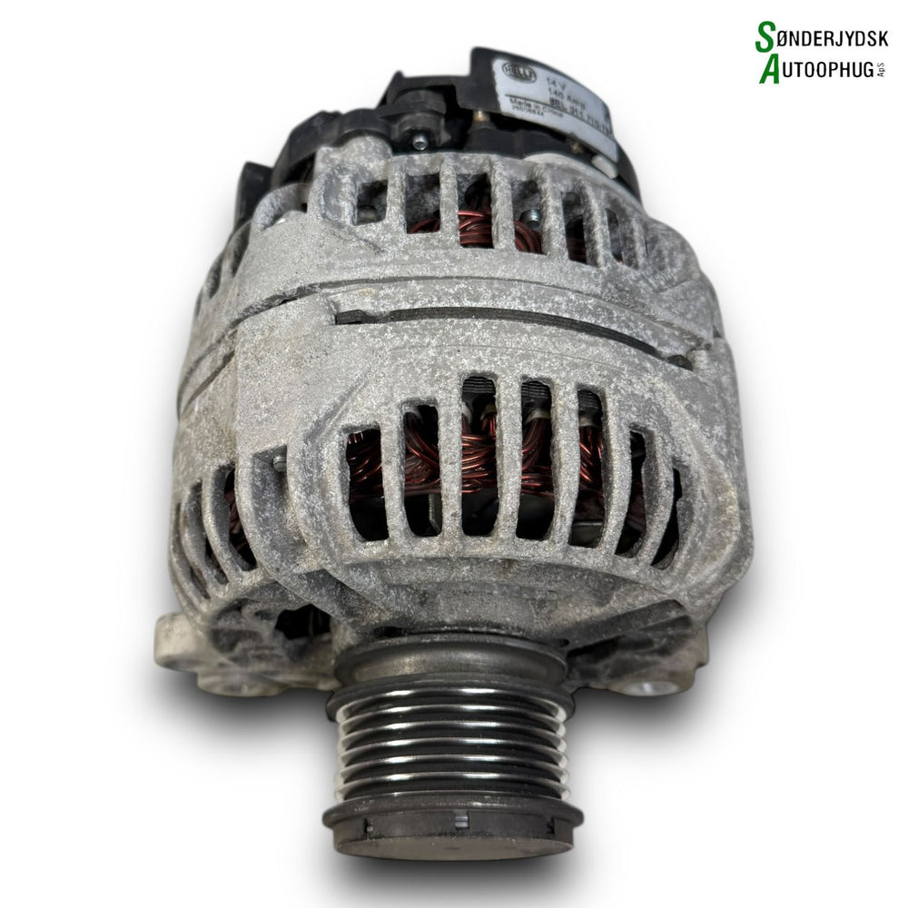 Audi A3 Generator Med OEM Nr. 06F903023F Fra Audi Ophugger
