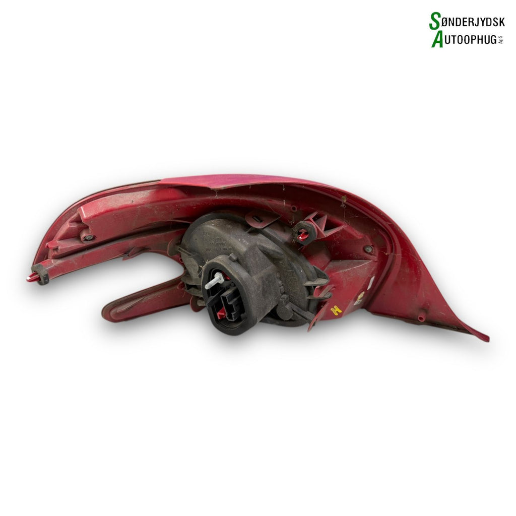 Peugeot 208 Baglygte Med OEM Nr. 9672628380 Fra Peugeot Ophugger