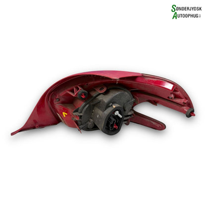 Peugeot 208 Baglygte Med OEM Nr. 9672628280 Fra Peugeot Ophugger