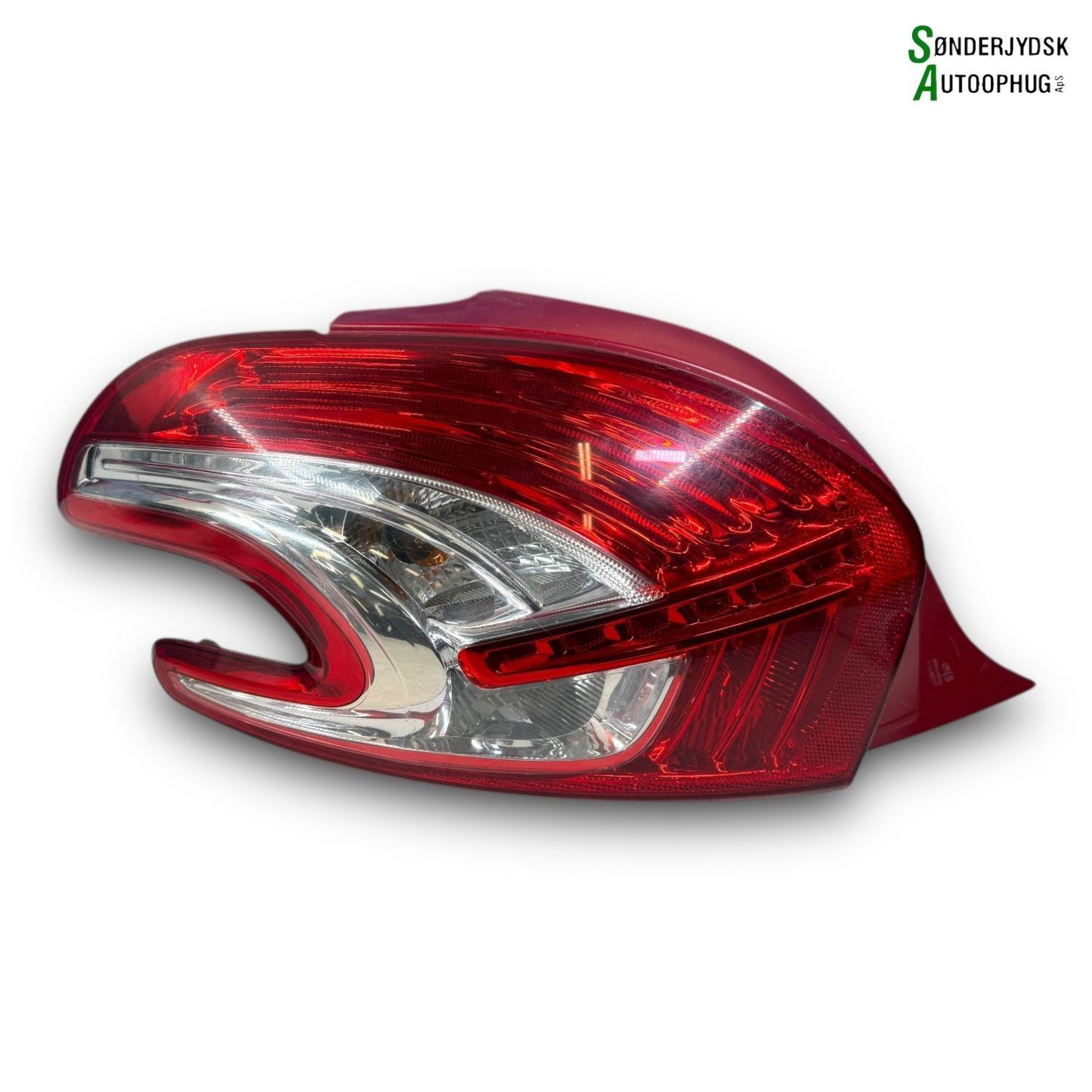 Peugeot 208 Baglygte Med OEM Nr. 9672628280 Fra Peugeot Ophugger