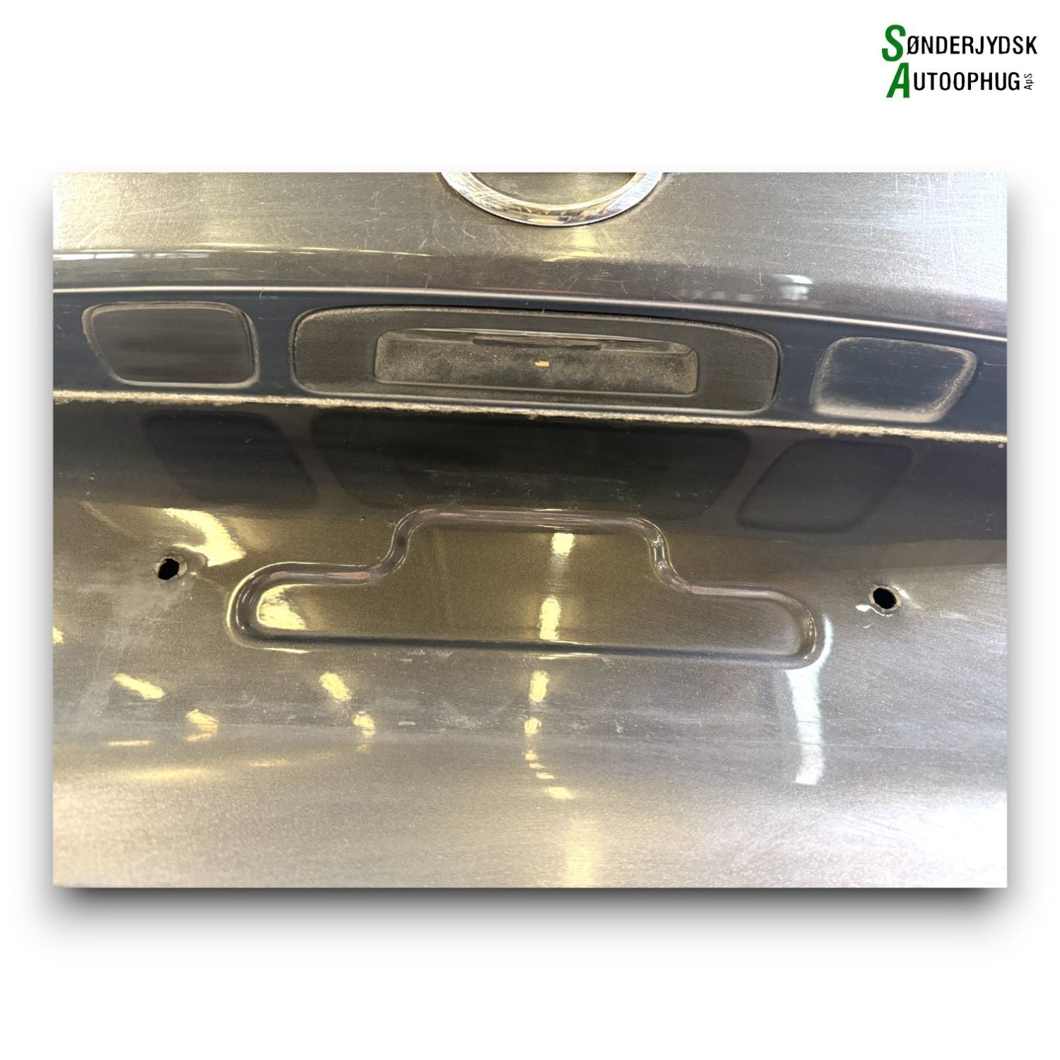 Opel Astra K Bagklap Med OEM Nr. 39072085 Fra Opel Ophugger