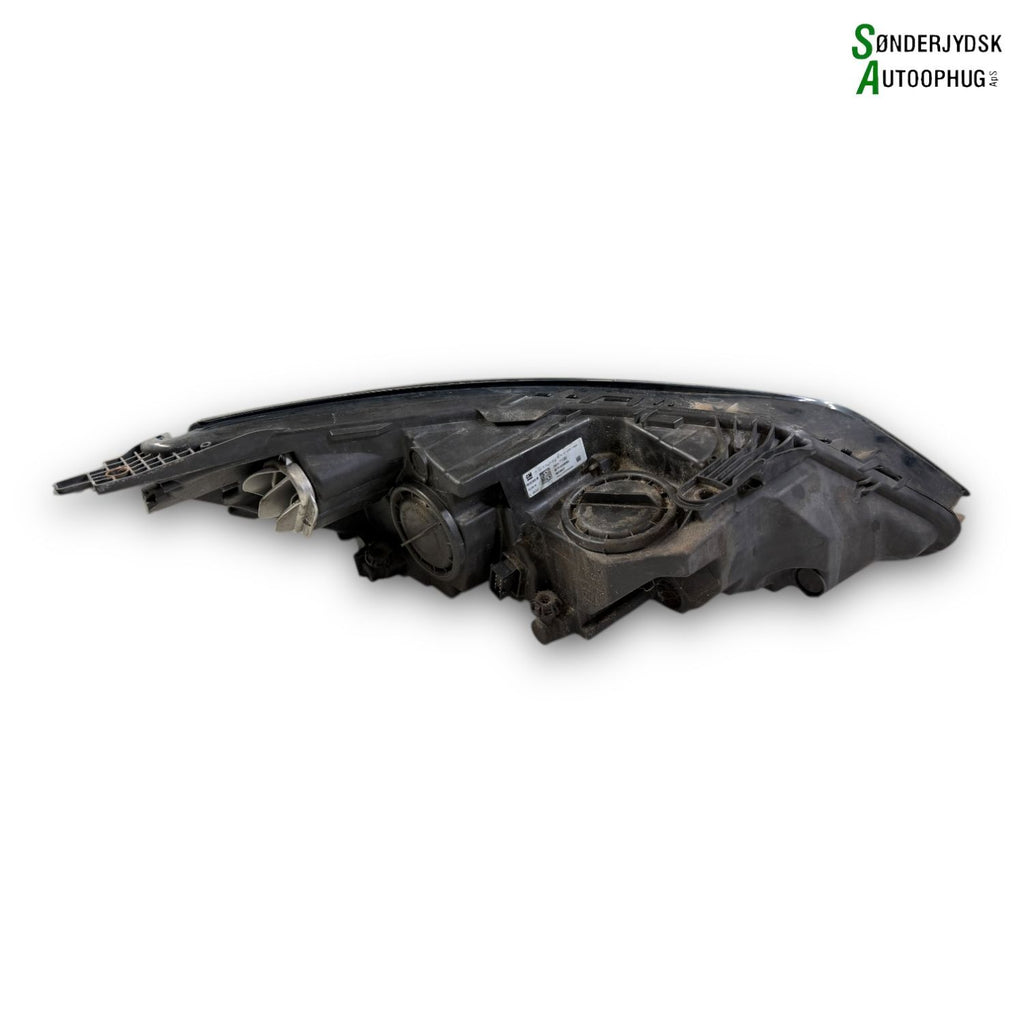 Opel Astra K Forlygte Med OEM Nr. 39047198 Fra Opel Ophugger