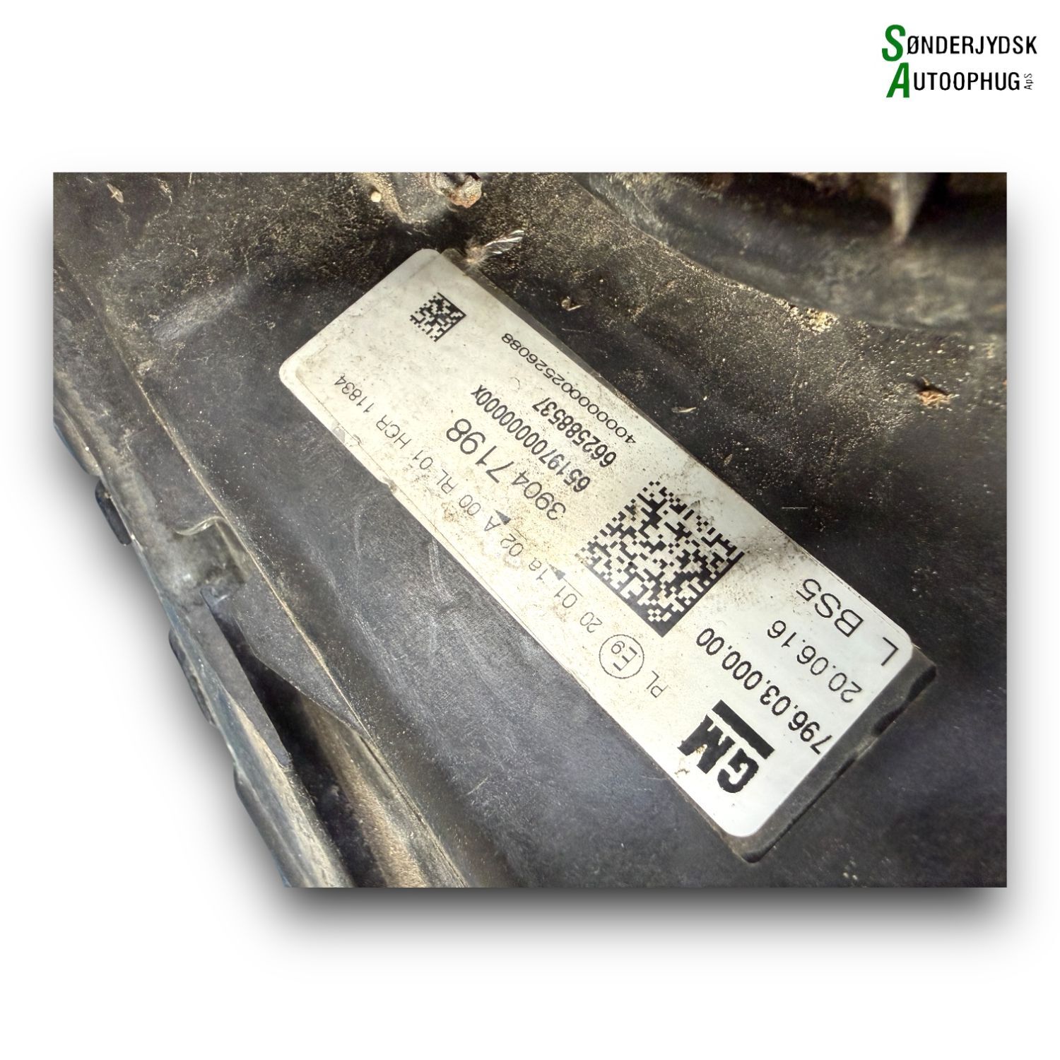 Opel Astra K Forlygte Med OEM Nr. 13488969 Fra Opel Ophugger