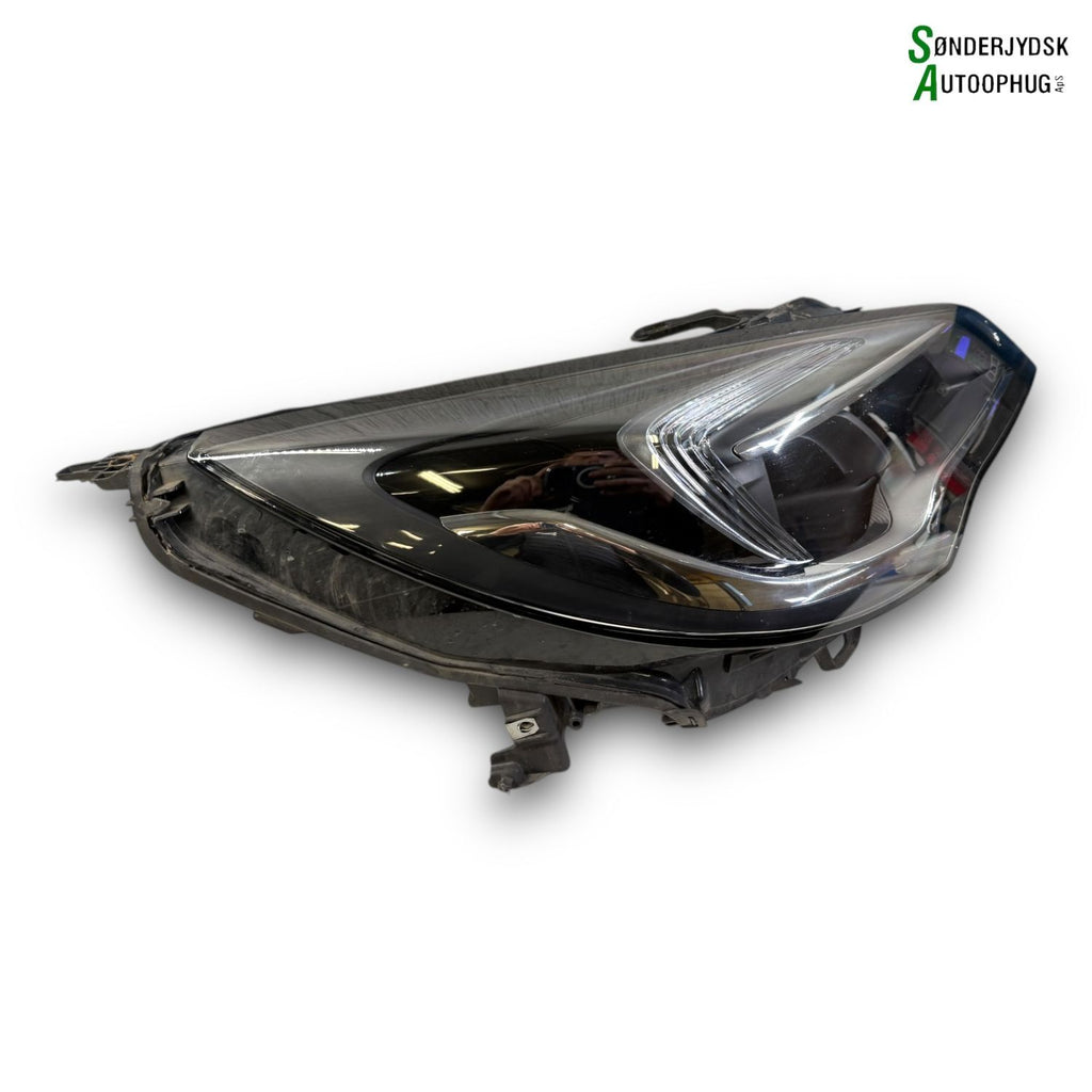 Opel Astra K Forlygte Med OEM Nr. 39081893 Fra Opel Ophugger