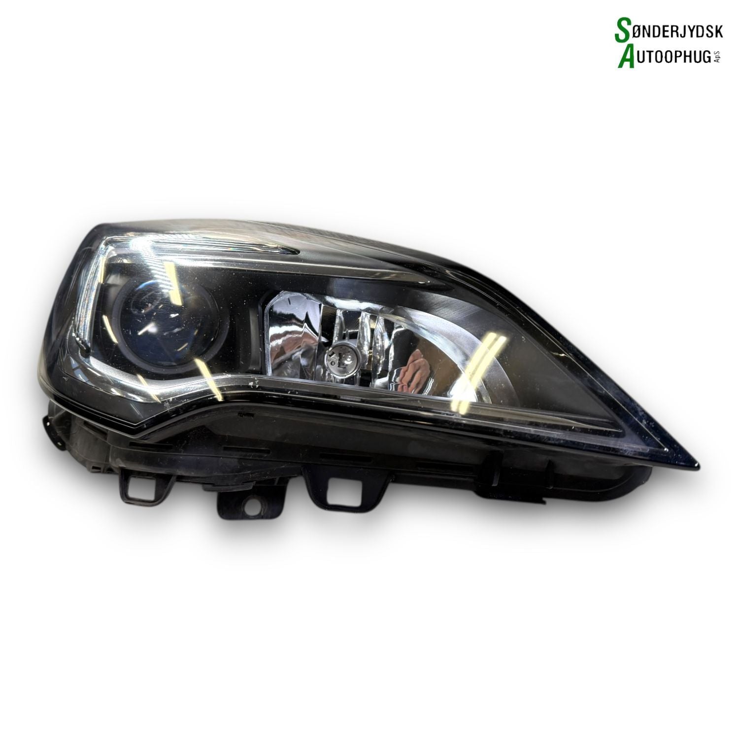 Opel Astra K Forlygte Med OEM Nr. 39081893 Fra Opel Ophugger
