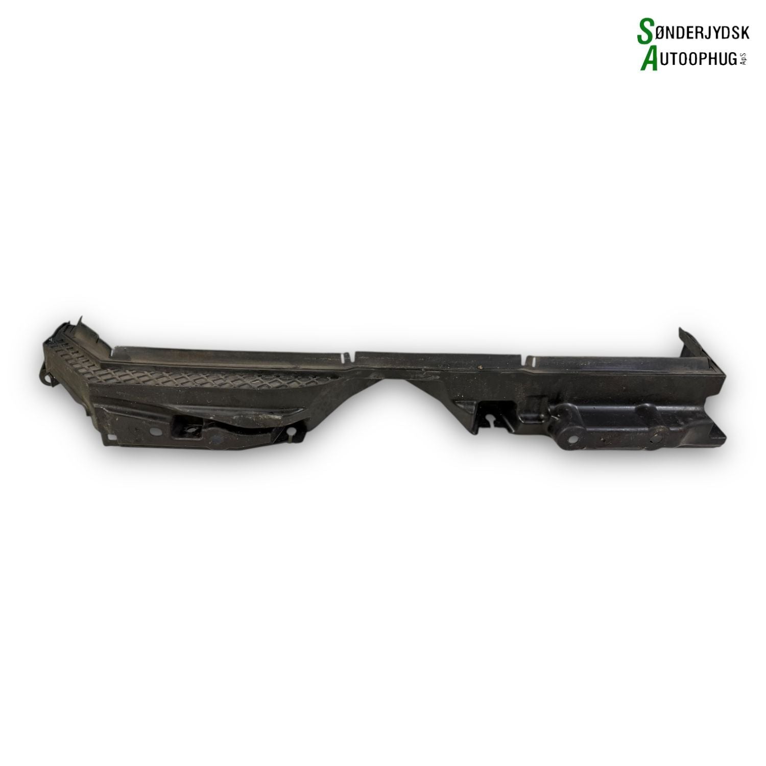Opel Astra K Front, Løsdele Med OEM Nr. 39179263 Fra Opel Ophugger