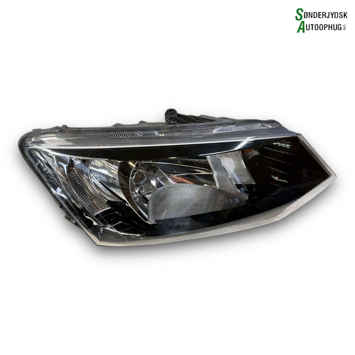 Skoda Fabia Forlygte Med OEM Nr. 6V1941018C Fra Skoda Ophugger