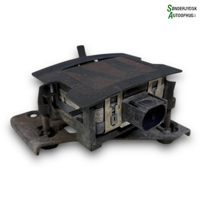 Skoda Fabia Radar Med OEM Nr. 5Q0907572FH05 Fra Skoda Ophugger