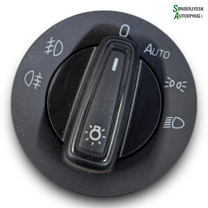 Skoda Fabia Kontakt Lys Med OEM Nr. 5E0941431D Fra Skoda Ophugger