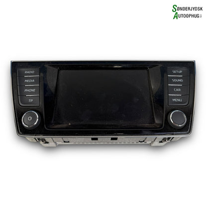 Skoda Fabia Radio, Multi Display Med OEM Nr. 6V0919604B Fra Skoda Ophugger