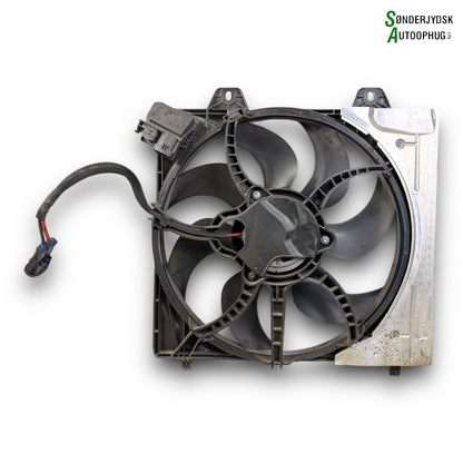 Opel Corsa F Kølerblæser El Med OEM Nr. Ophugger Fra Opel Ophugger