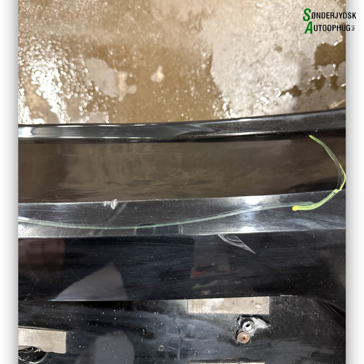 Opel Corsa F Bagkofanger Med OEM Nr. Ophugger Fra Opel Ophugger