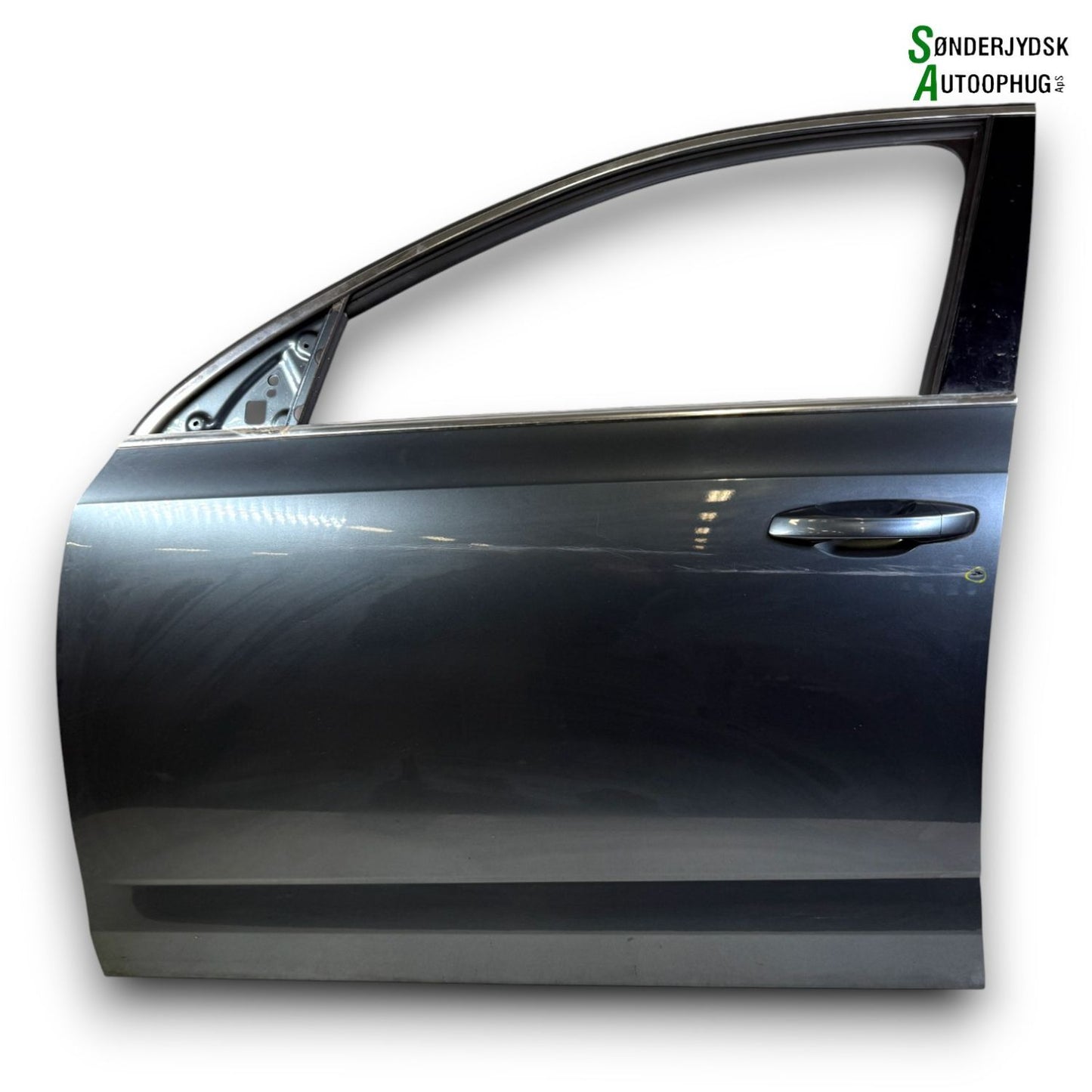 Skoda Octavia Fordør V Med OEM Nr. 5E0831051A Fra Skoda Ophugger