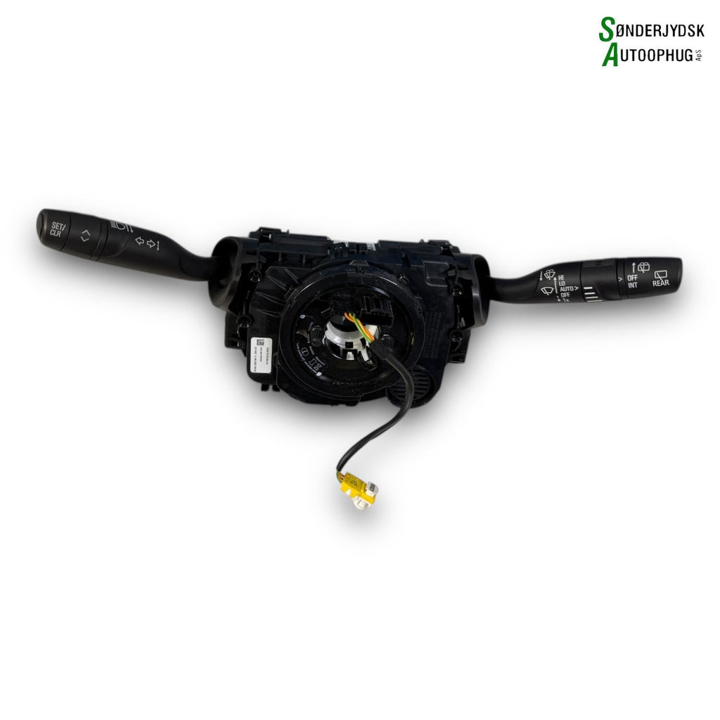 Opel Corsa F Kontakt Combi Med OEM Nr. 98426959YX Fra Opel Ophugger
