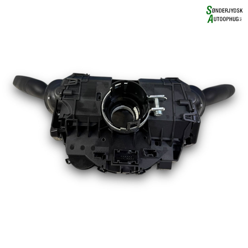 Opel Corsa F Kontakt Combi Med OEM Nr. 98426959YX Fra Opel Ophugger